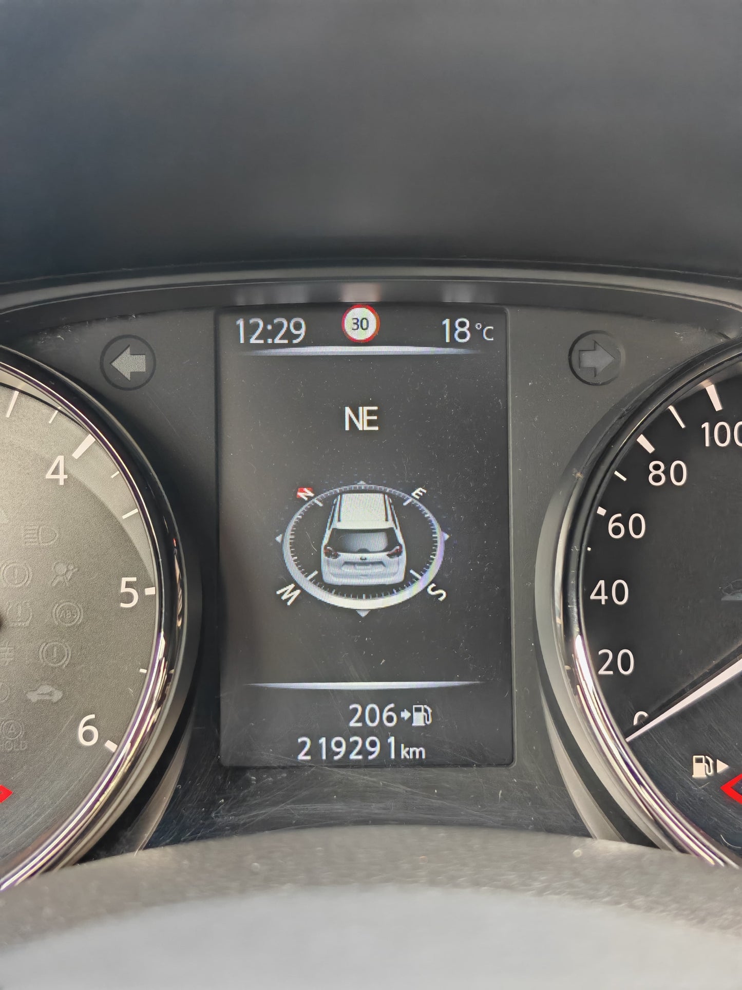 NISSAN X-TRAIL 1.6D 131CP