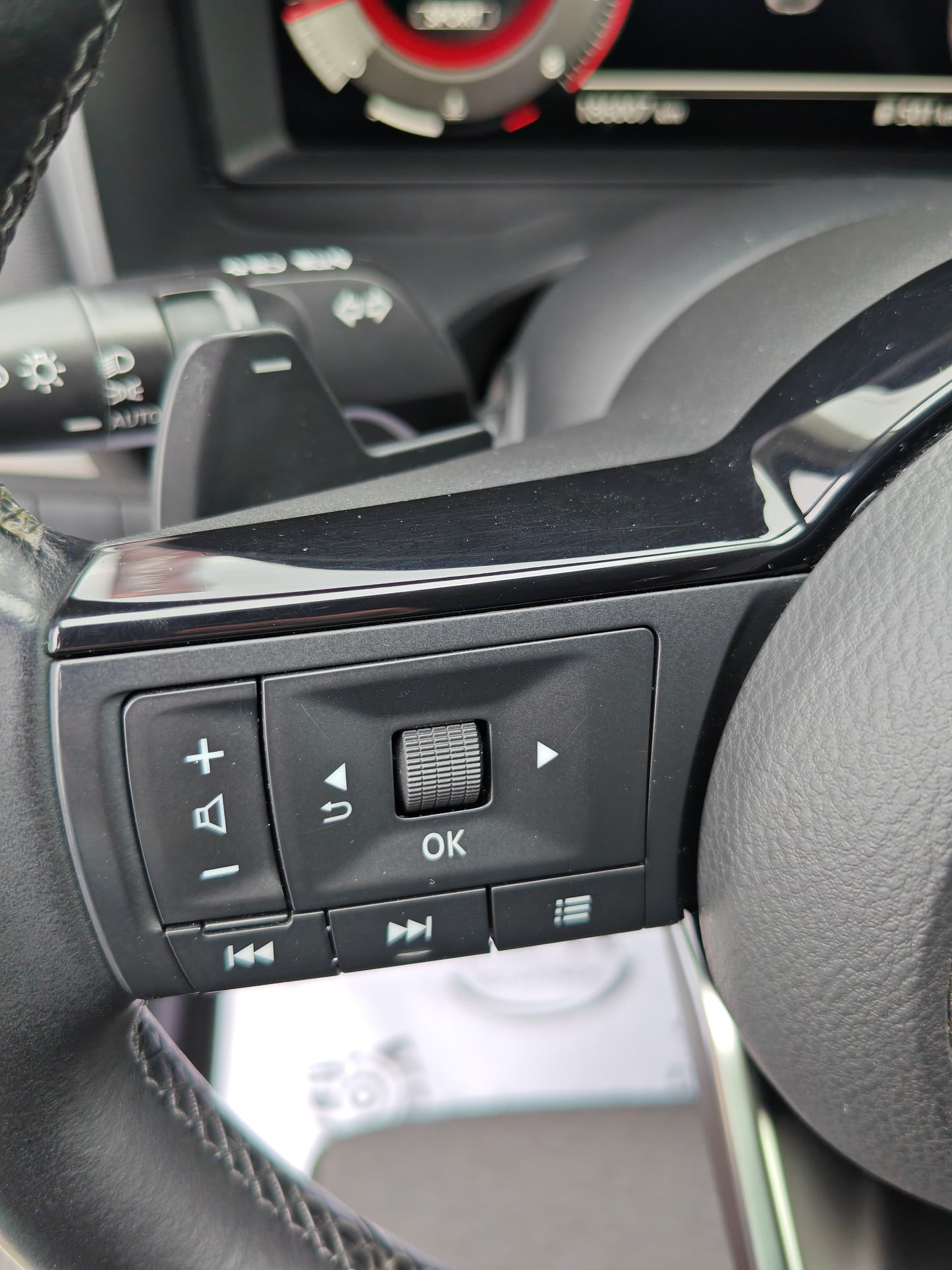 NISSAN QASHQAI HYBRID