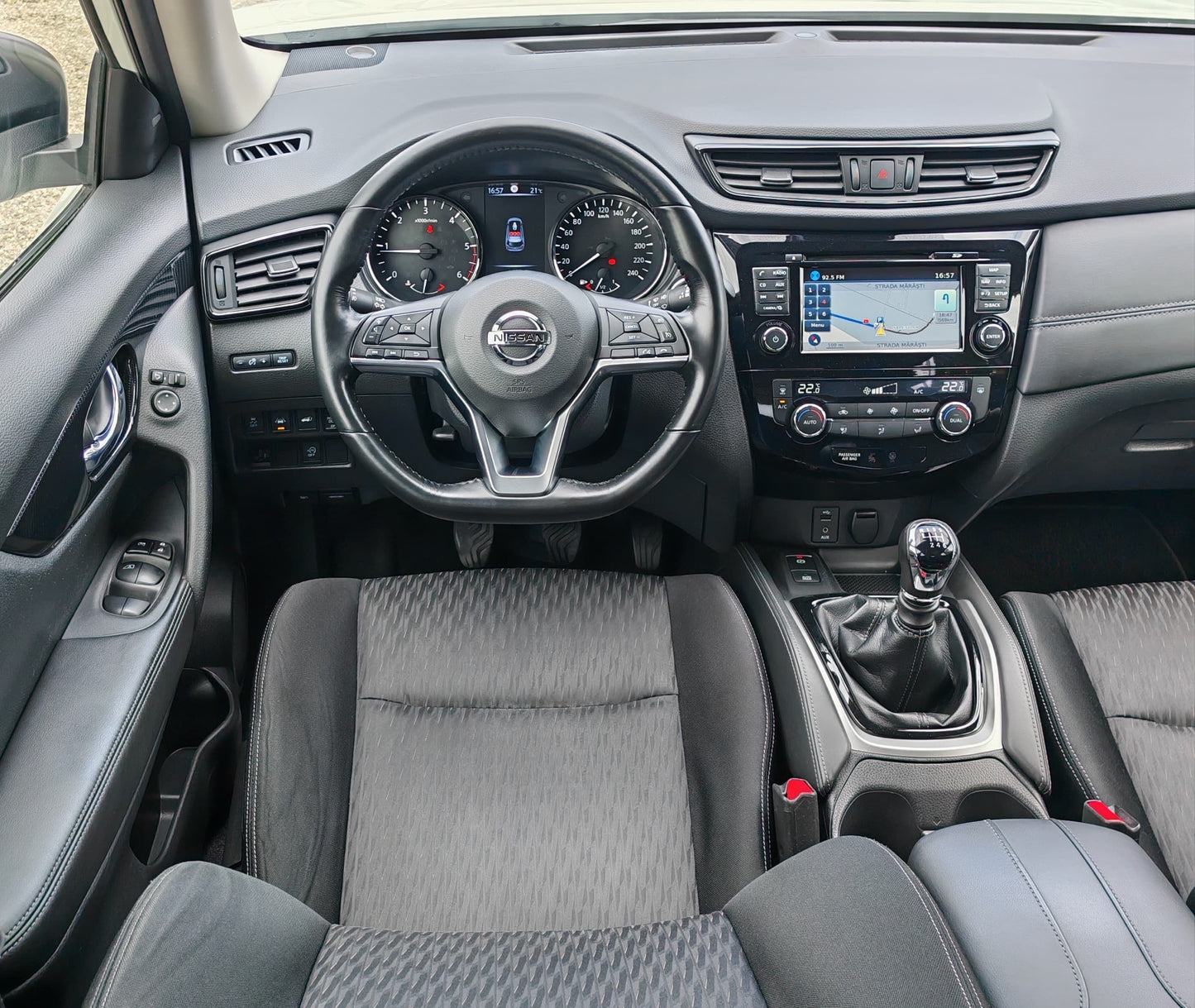 NISSAN X-TRAIL 1.6D 131CP