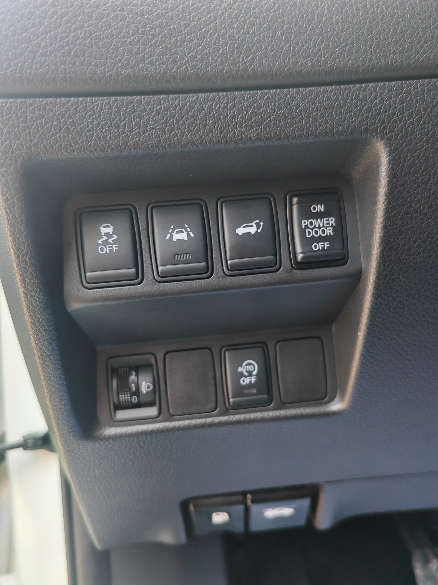 NISSAN X-TRAIL 1.6D 131CP