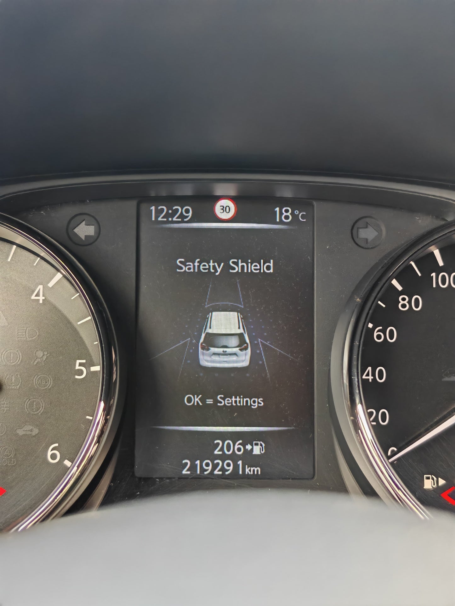 NISSAN X-TRAIL 1.6D 131CP