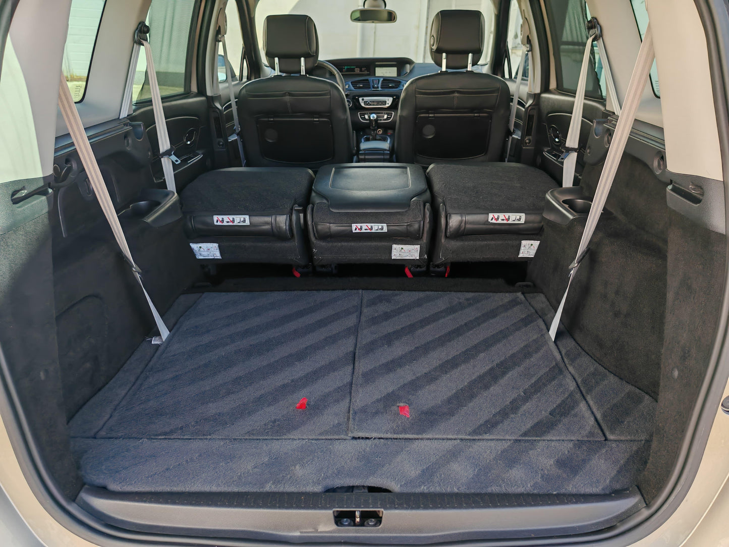 Renault Grand Scenic BOSE – 7 locuri